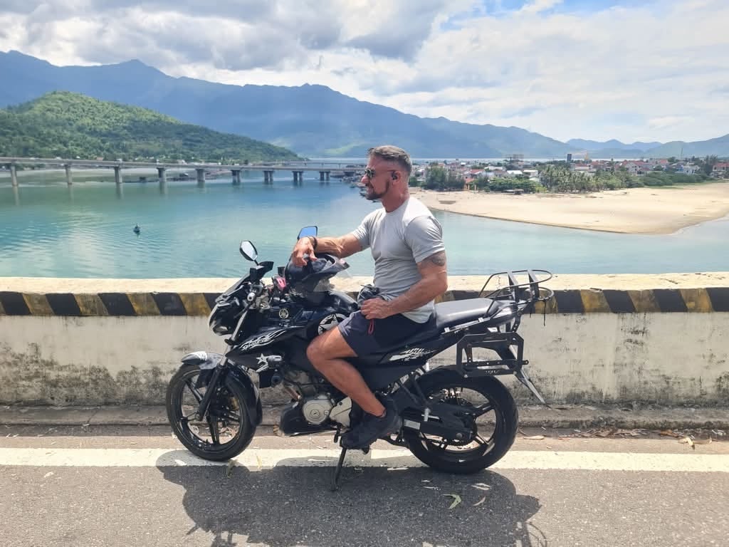 DAY TRIP FROM HOI AN TO DA NANG WITH HIGHLIGHT HAI VAN PASS
